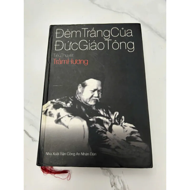 Đêm Trắng Của Đức Giáo Tông - Trầm Hương - Tiểu thuyết 608218