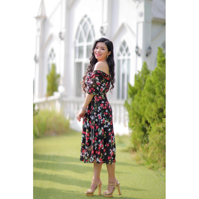 Đầm hoa bẹt vai 494245