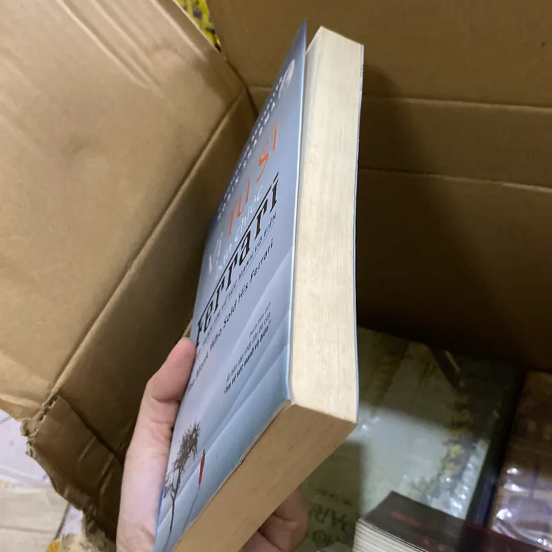 Vị tu sĩ bán chiếc Ferrari 706404