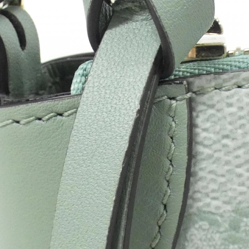 Túi đeo vai GG EMBLEM 815218 FAEEA của Gucci - Hàng hiệu Chính hãng 763939