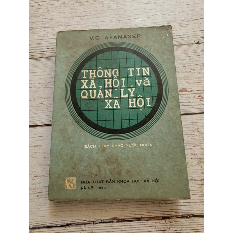 Thông tin xã hội và quản lý xã hội _ sách in tại Nga_ 400 trang , khổ lớn  320074