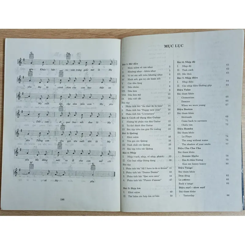 3 quyển sách cũ học đàn Guitar 977534