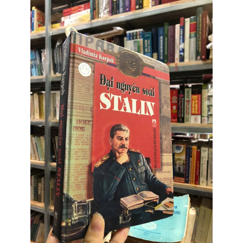 ĐẠI NGUYÊN SOÁI STALIN - VLADIMIA KARPOB 469786