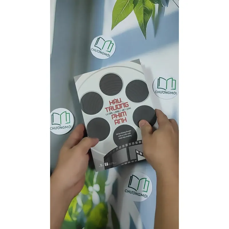 [MIỄN PHÍ BỌC SÁCH] [SEAL] Hậu Trường Phim Ảnh - Lữ Đắc Long & Việt Linh 798864
