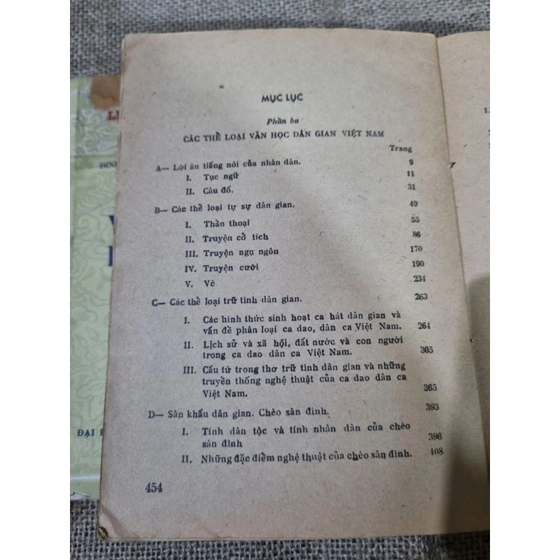 Vằn học dân gian Việt Nam 2 tập (xuất bản 1970s)  452803