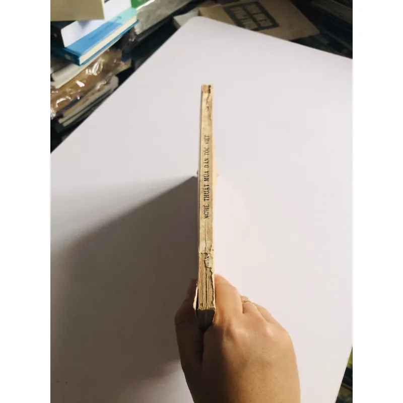 NGHỆ THUẬT MÚA DÂN TỘC VIỆT NAM  758081