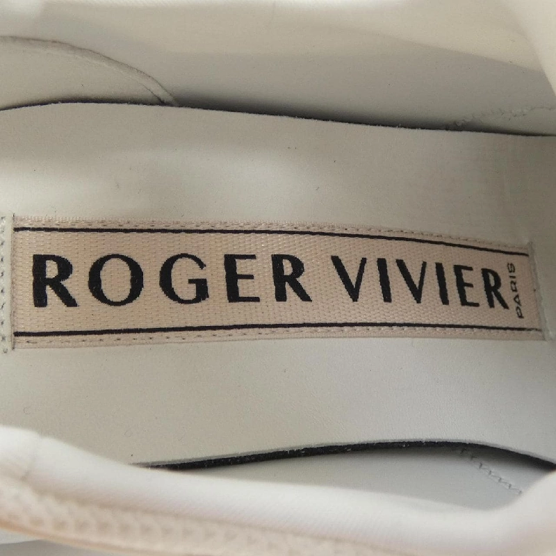 Giày sneaker vải Vivienne Roger Vivier với dây đeo đàn hồi 659117