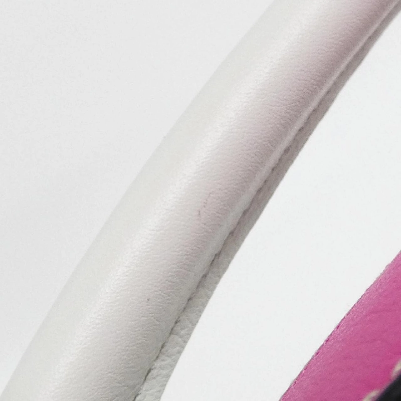 Túi Loewe Puzzle Edge Zigzag Mini A510P88X03 619564