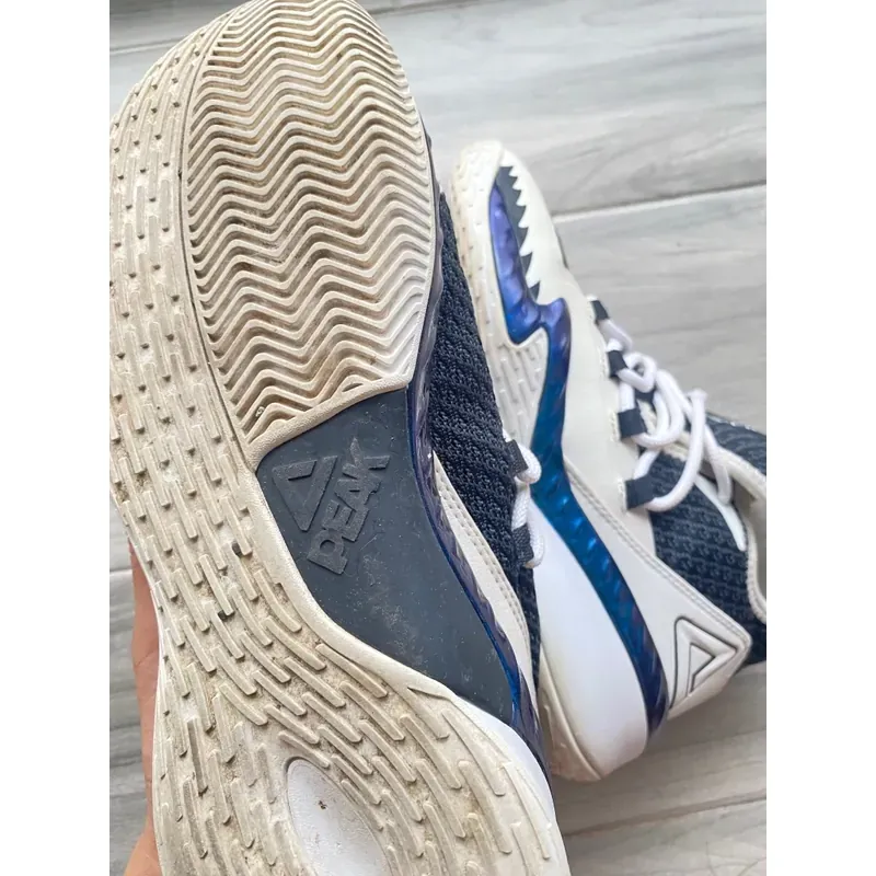 MỚI 99%** GIÁ MỚI 1.100K** GIÀY BÓNG RỔ PEAK KILLER WHALE *SIZE 39 *Xanh dương* TẶNG QUÀ 591483