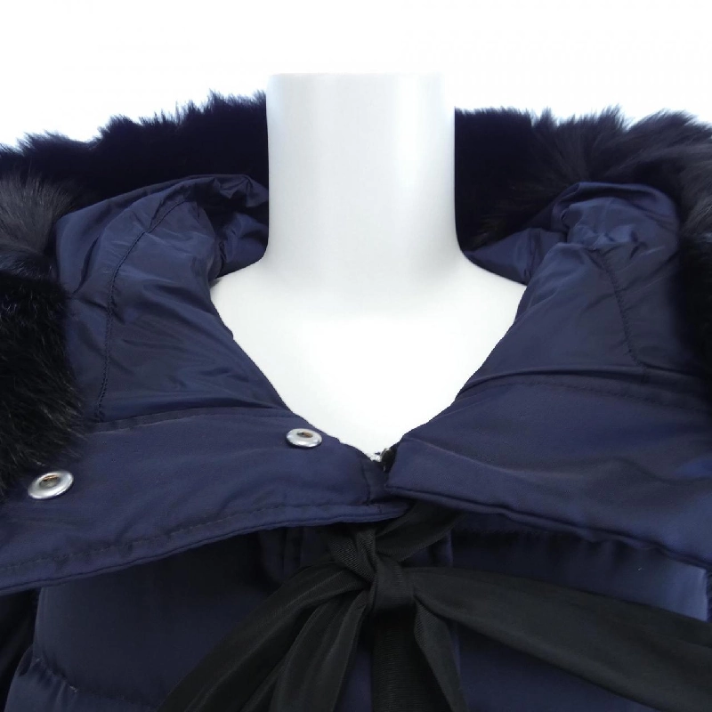 MIU MIU MS1233 1JVH Áo khoác lông 631212