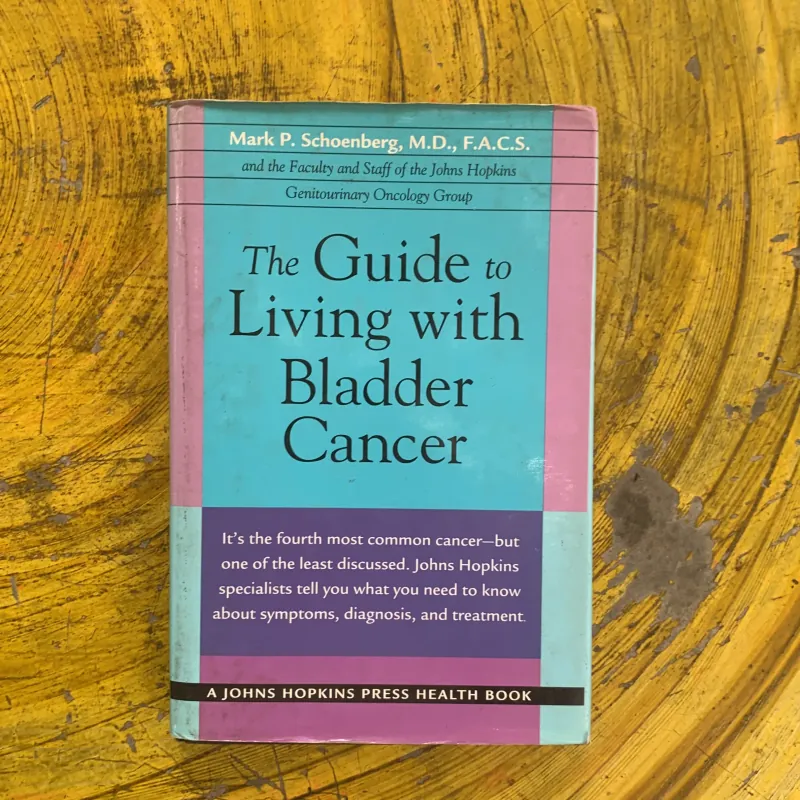 THE GUIDE TO LIVING WITH BLADDER CANCER 1022727