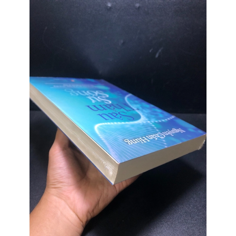 Sâu thẳm sự sống Nguyễn Chấn Hùng mới 100% HCM.ASB1812 912552