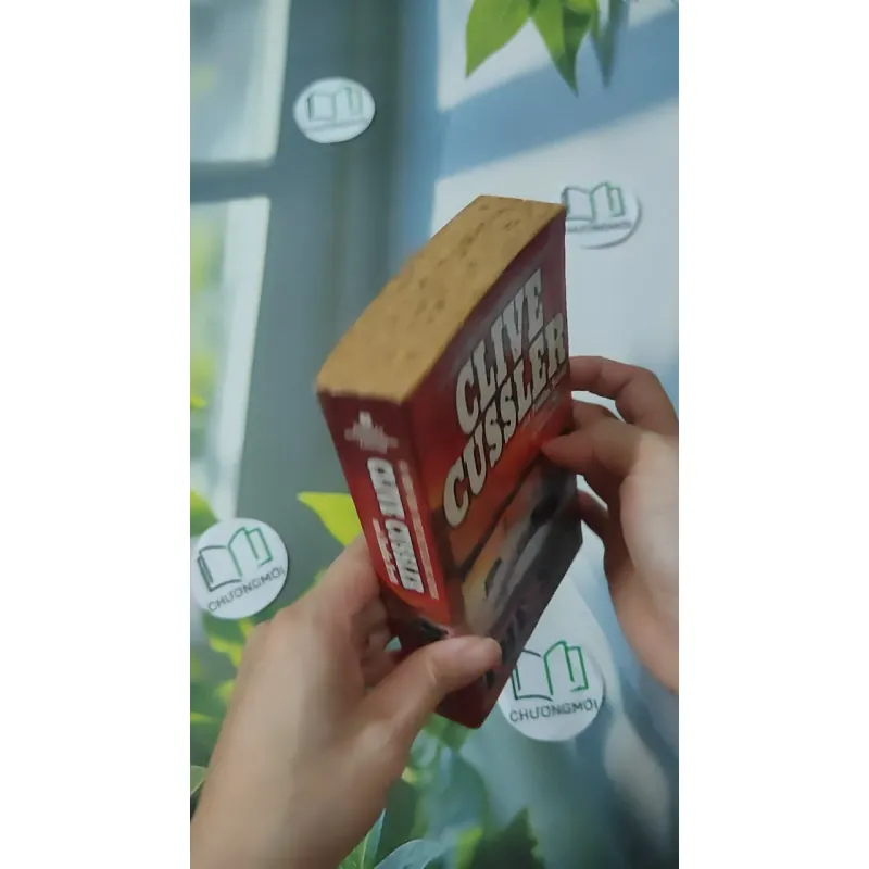 [MIỄN PHÍ BỌC SÁCH] The Spy - Clive Cussler & Justin Scott 1027597