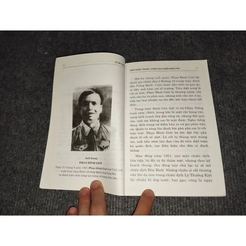 ANH HÙNG TRONG CHIẾN DỊCH ĐIỆN BIÊN PHỦ - LÊ HẢI TRIỀU 991138