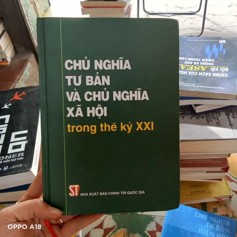 Chủ Nghĩa Tư Bản Và Chủ Nghĩa Xã Hội Trong Thế Kỷ XXI  739407