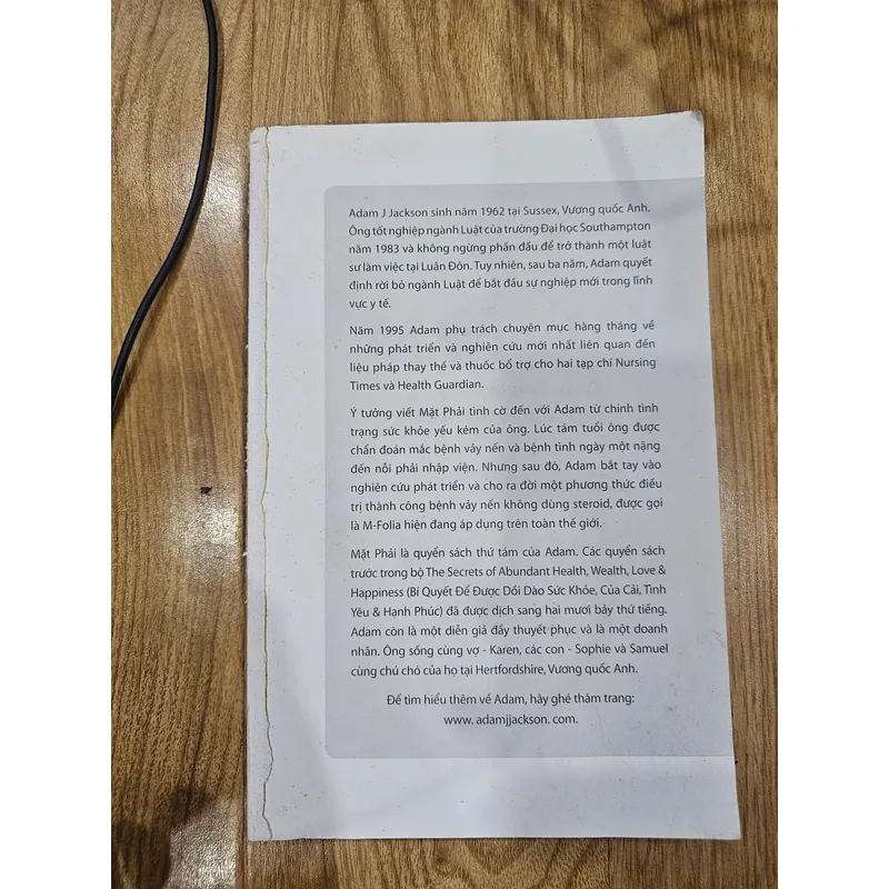 Mặt phải (mất bìa, đủ nội dung)
 723279