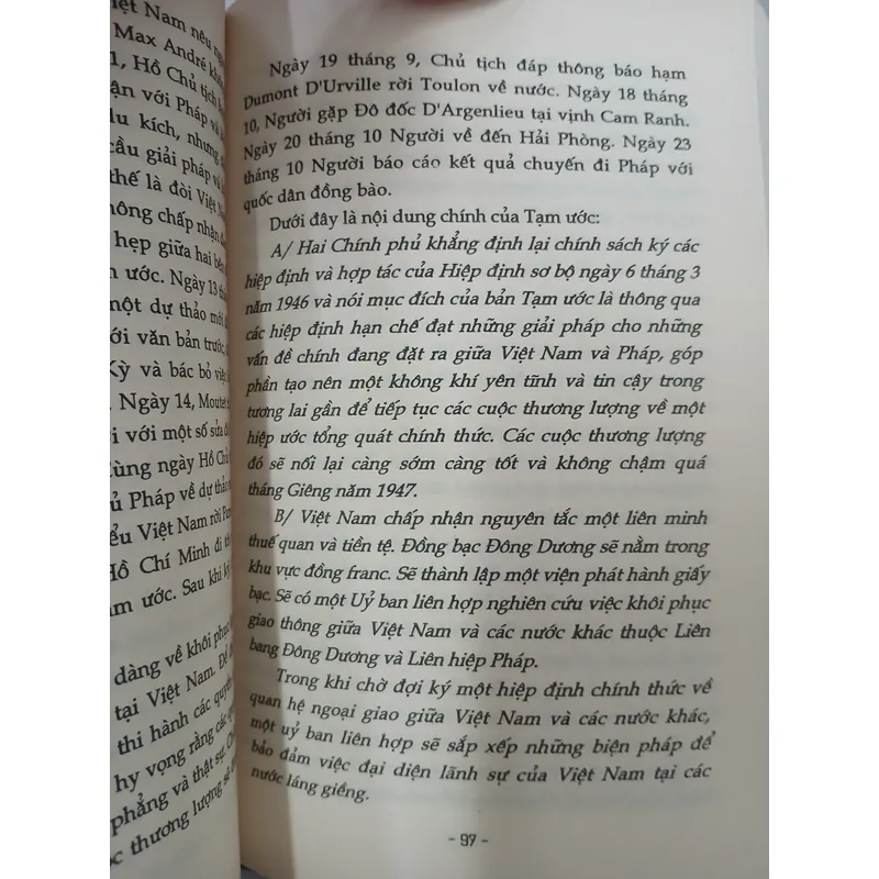 PHÁP TÁI CHIẾM ĐÔNG DƯƠNG - LƯU VĂN LỢI & NGUYỄN HỒNG THẠCH 721607