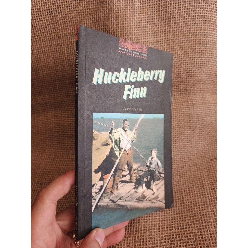 Huckleberry Finn - Mark Twain mới 80% (Sách ngoại) HCM060526 1039038