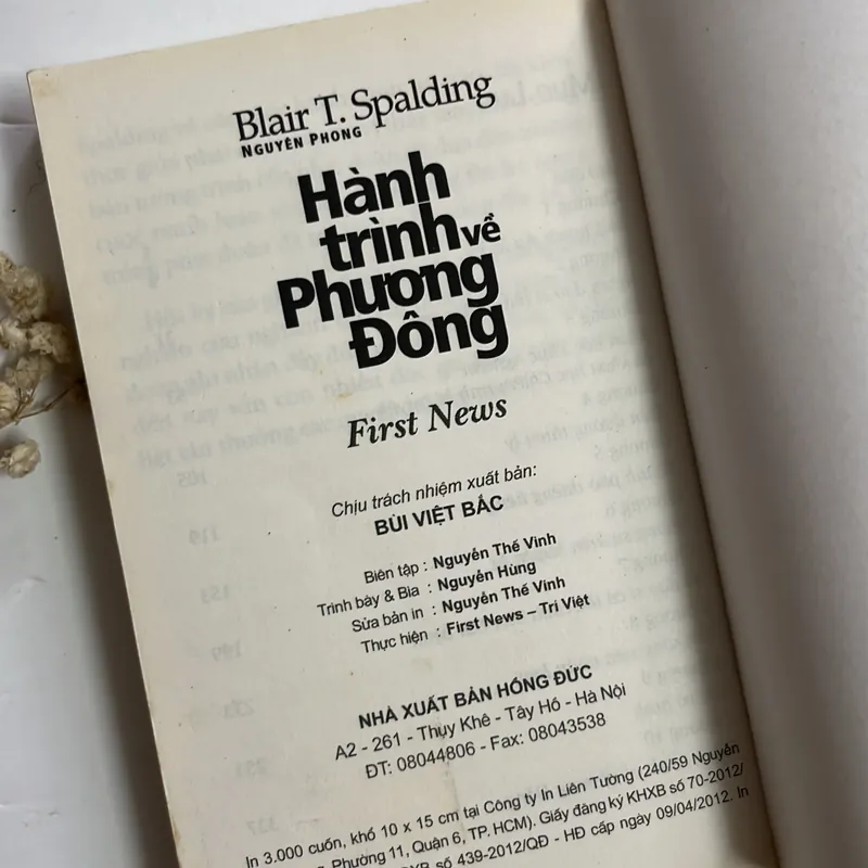 Bán sách cũ – Hành trình về phương Đông (Bản bỏ túi) 596144