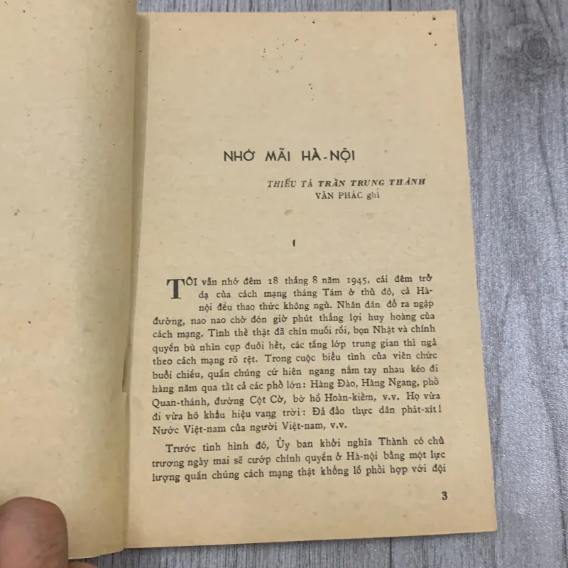 Hà nội chiến đấu, tập hồi ký thủ đô kháng chiến 1964. 10a3 1025793