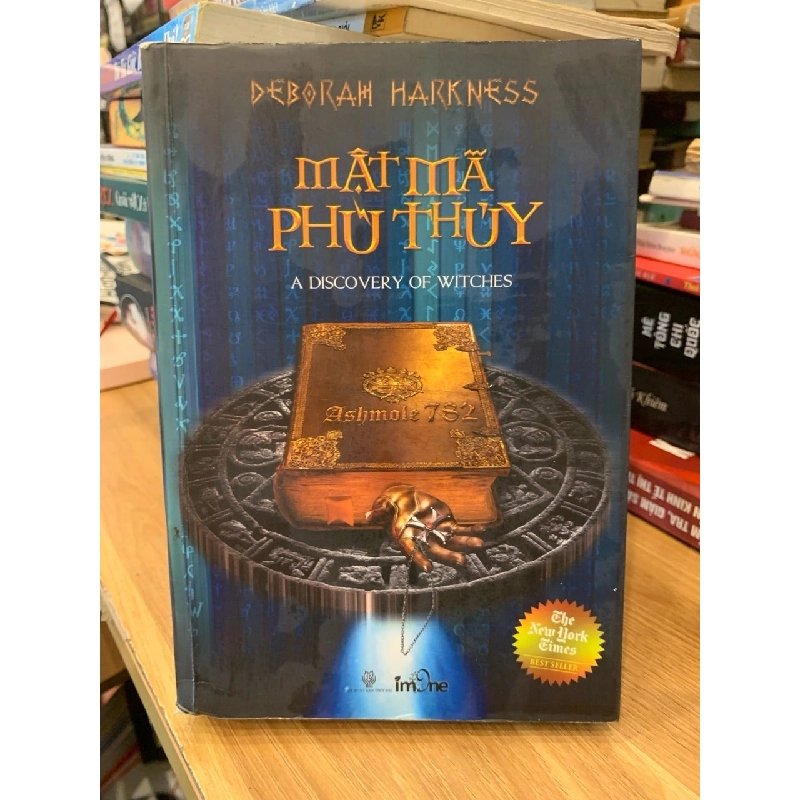 Mật mã phù thuỷ -Deborah Harkness 757142