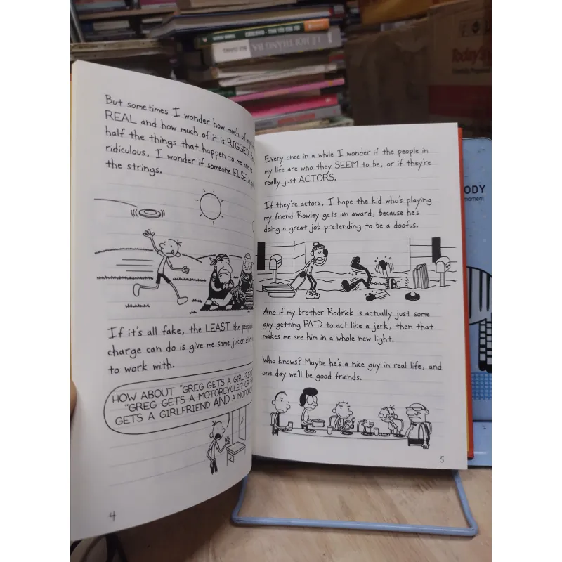 Sách ngoại văn: Combo 2 cuốn Diary Of A Wimpy Kid 972705