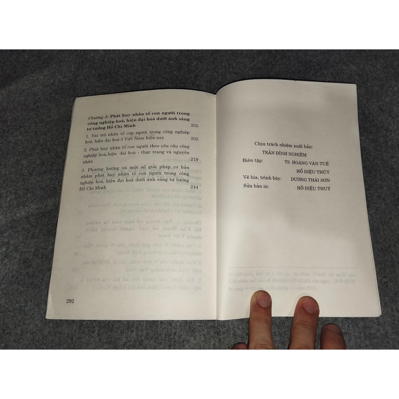 TƯ TƯỞNG HỒ CHÍ MINH VỀ CON NGƯỜI 504879