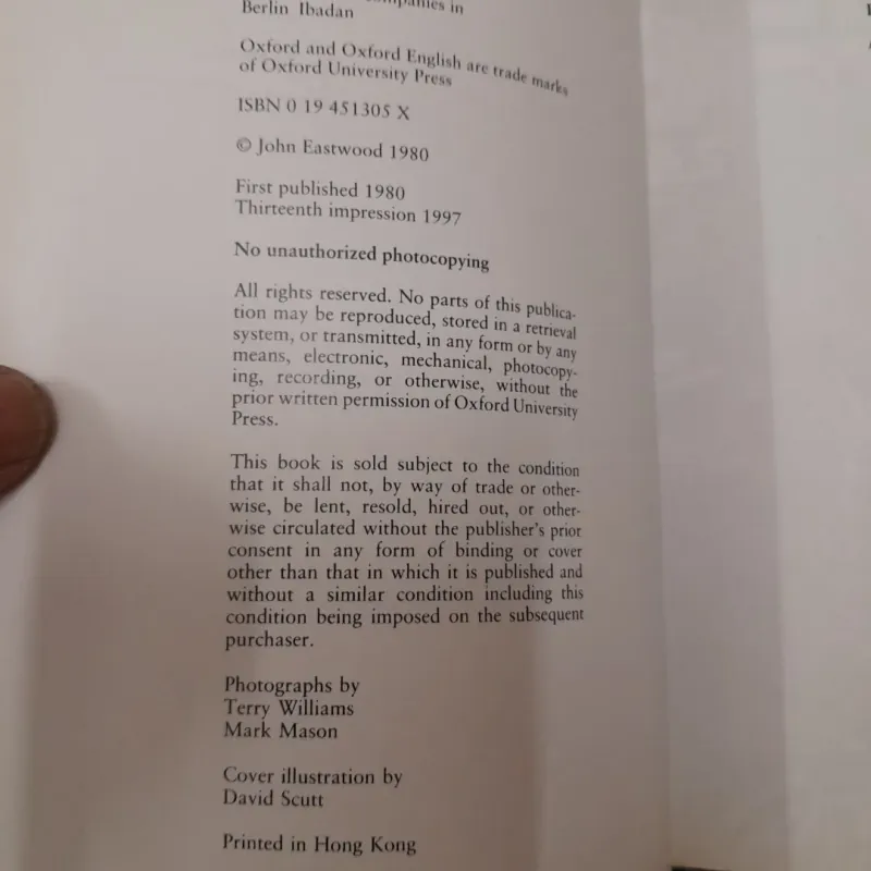 English for Travel- Tg. John Eastwood. Oxford Uni. Press 785988