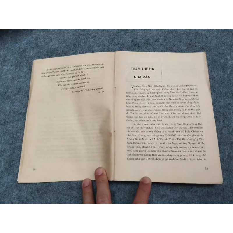 THẨM THỆ HÀ: THÂN THẾ VÀ VĂN NGHIỆP 936837