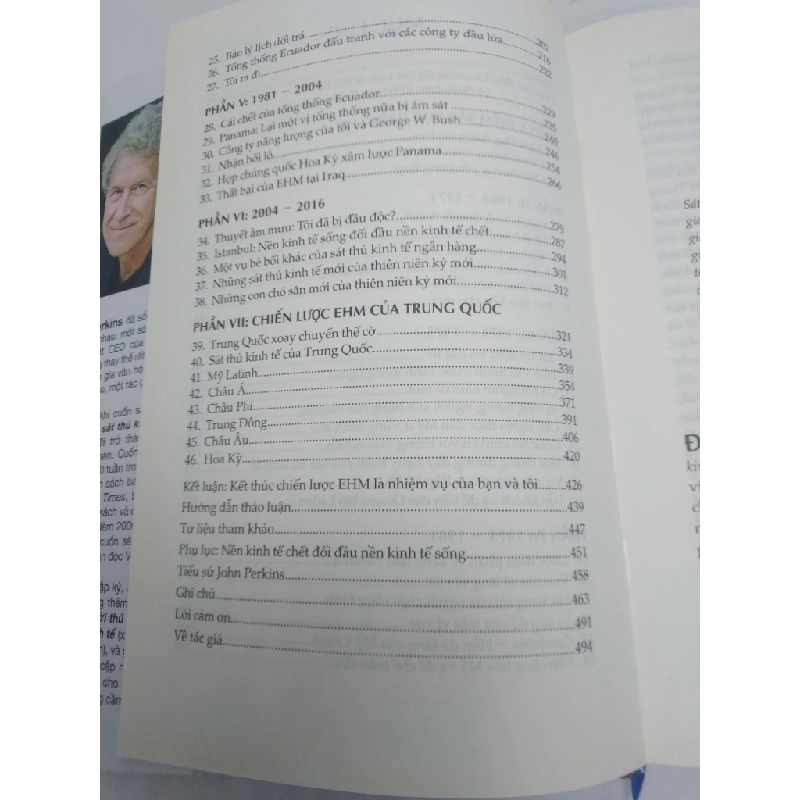 Lời thú tội của một sát thủ kinh tế bị cứng năm 2023 mới 90% HCM2211 Oreka-Blogmeo 29185