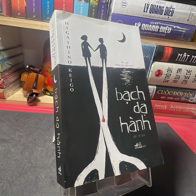 Bạch dạ hành Higashino Keigo 291026