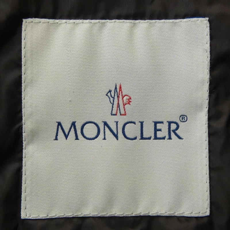 Áo khoác lông vũ MONCLER FIEST 628306