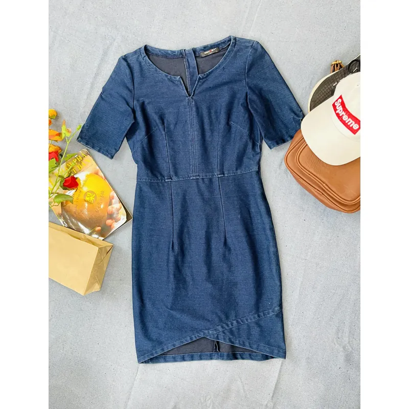 Váy jean size M như mới 631469