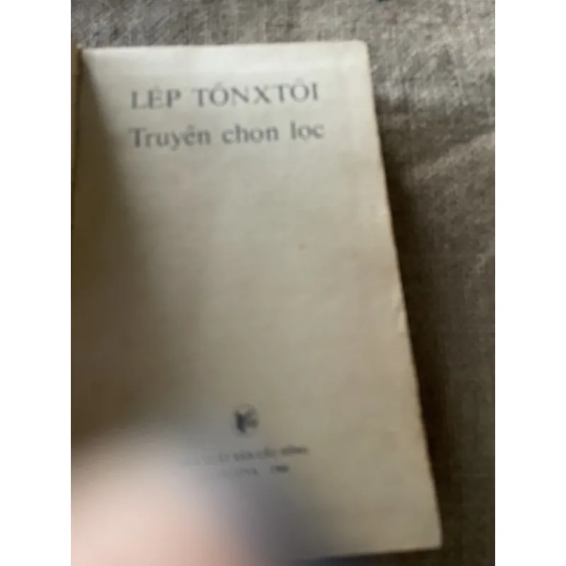 Tuyển tập truyện ngắn Tolstoy-  sách in tại Nga , bìa cứng 789609