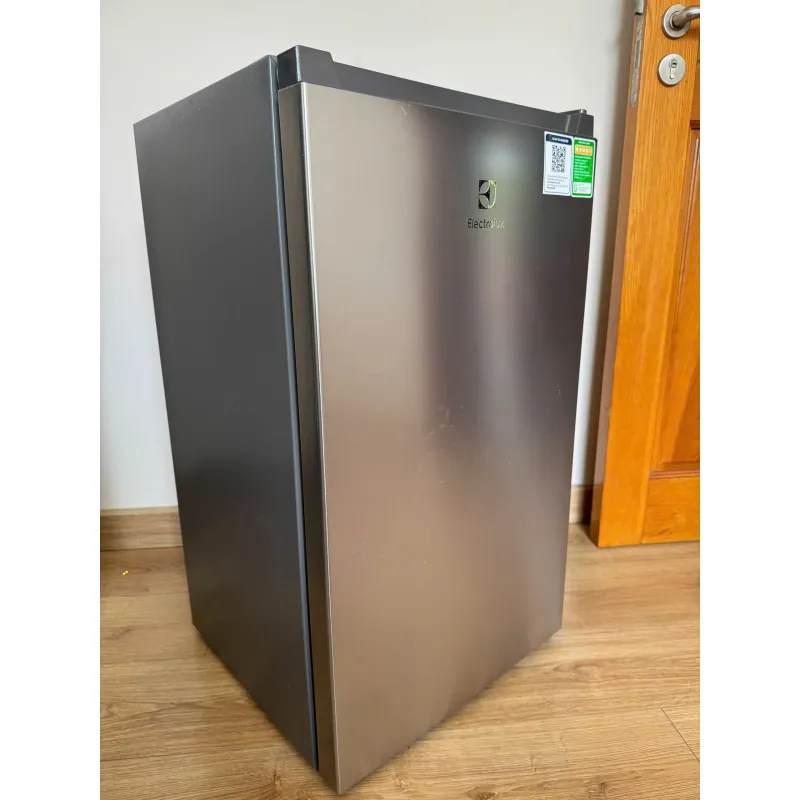 🔥 TỦ LẠNH ELECTROLUX 94L – GẦN NHƯ MỚI 99% – TIẾT KIỆM ĐIỆN – GIÁ TỐT 1031829