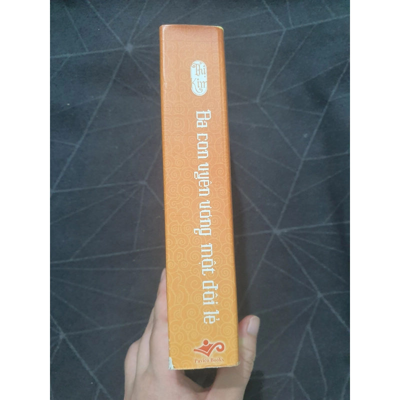 "Ba con uyên ương một đôi lẻ" - Thị Kim 496100