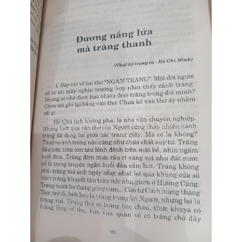 Tìm hương trong văn Hồ Chí Minh - GS. Lê Trí Viễn 545463