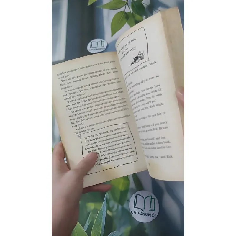 The Magic Faraway Tree - Enid Blyton 1033612