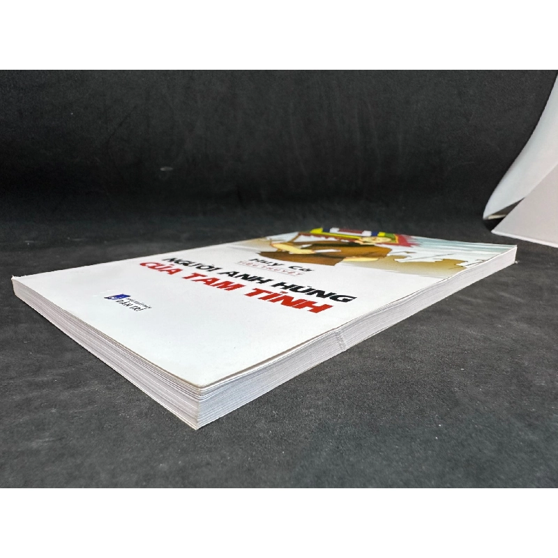 Người Anh Hùng Của Tam Tỉnh - Huy Cờ, mới 90%, 2017 SBM0202 913217