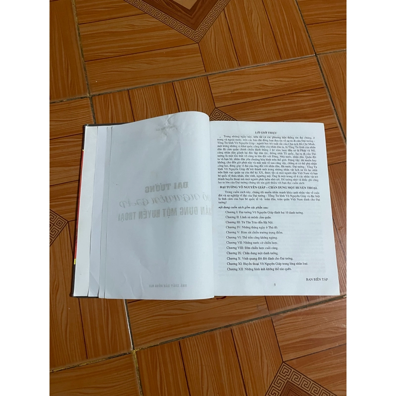 ĐẠI TƯỚNG VÕ NGUYÊN GIÁP- CHÂN DUNG MỘT HUYỀN THOẠI- NHIỀU TÁC GIẢ 548625