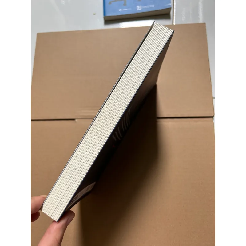 Người giải mã thị trường tài chính - Gregory Zuckerman 747039