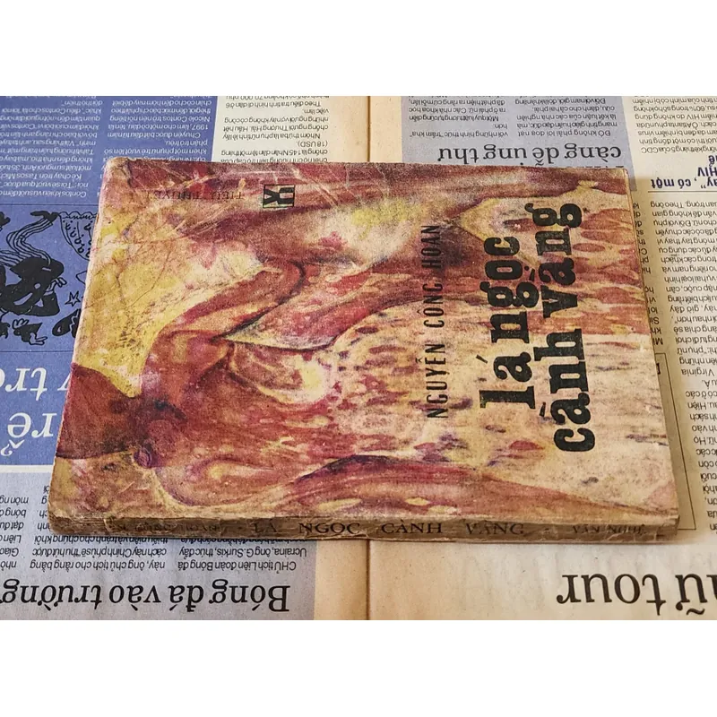 LÁ NGỌC CÀNH VÀNG, tiểu thuyết của Nguyễn Công Hoan 703971