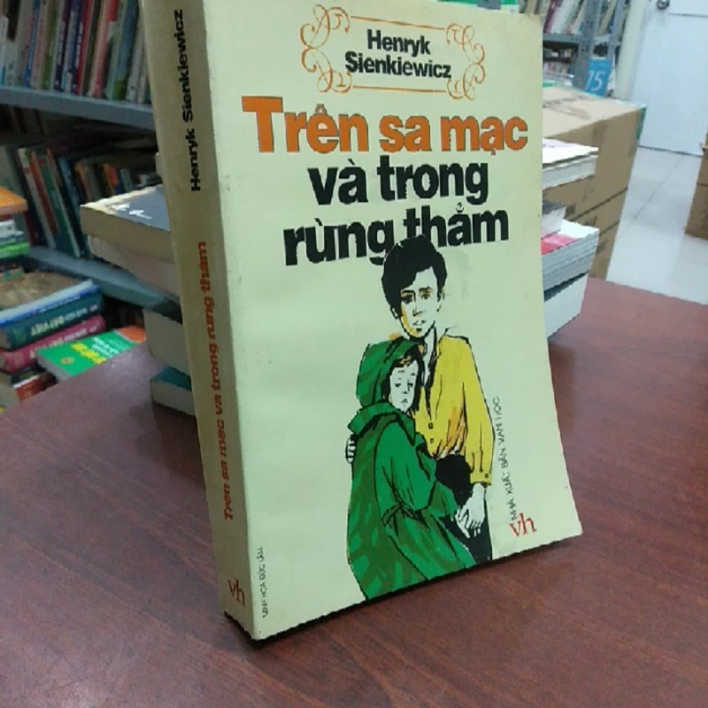 TRÊN SA MẠC VÀ TRONG RỪNG THẲM 278116