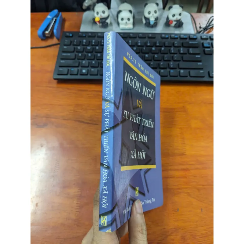 Ngôn ngữ và sự phát triển văn hóa xã hội 935030