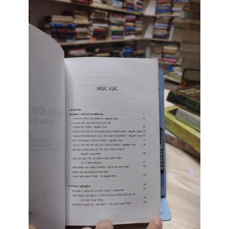 Sách -  Thời cơ vàng của chúng ta - Nhiều tác giả (A1) 564645