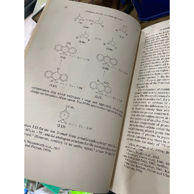 CARBONIUM IONS: AN INTRODUCTION - D. BETHELL & V. GOLD 309982