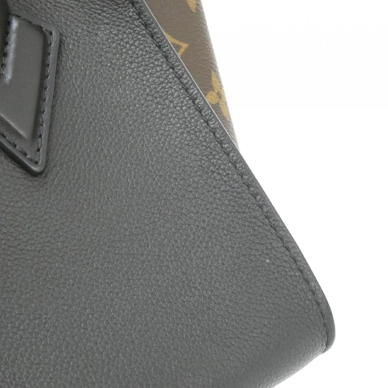 Túi xách Louis Vuitton On My Side PM M57728 - Hàng hiệu Chính hãng 770856