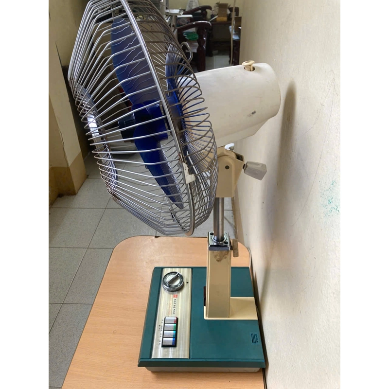 Quạt đứng National bộ đội có số ngủ cánh 30 .Cổ cánh đẹp 471121