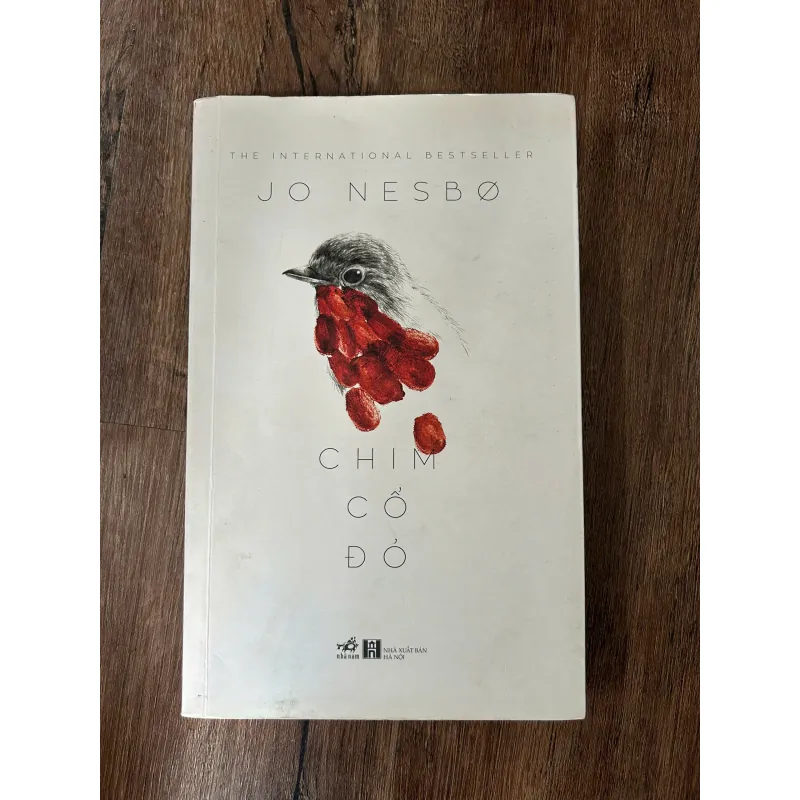 Chim cổ đỏ – Jo Nesbø 739670