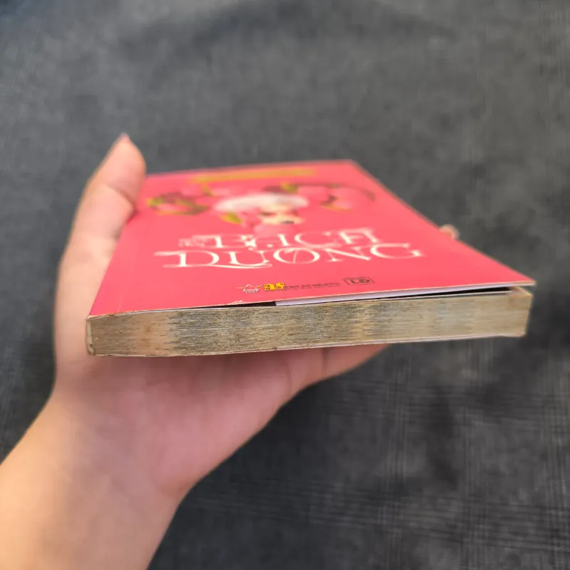 12 Mảnh Ghép Vũ Trụ - Biệt Đội Bạch Dương - Giá bìa 55k 592670